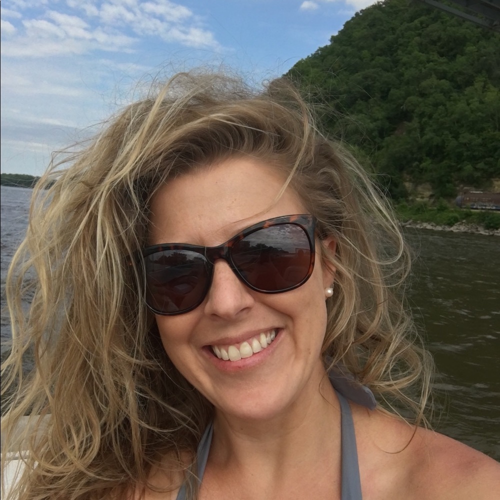 Meet your Posher, Katie